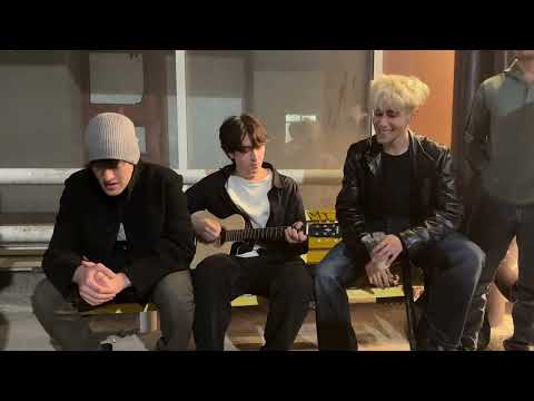 Видео: Улыбаться 🙂