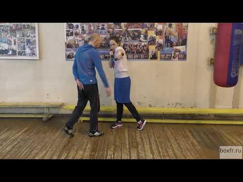 Видео: Бокс: координационное упражение  со скамейкой для постановки удара (English subs)