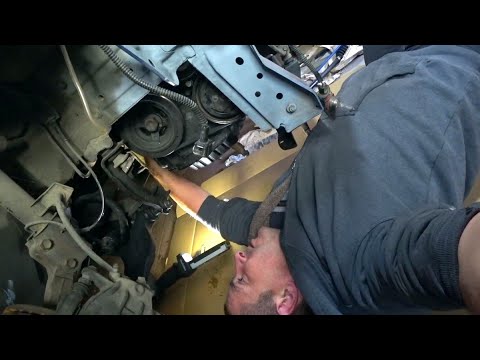 Видео: Nissan Micra.   Ремонт ходовой в сарайных условиях.