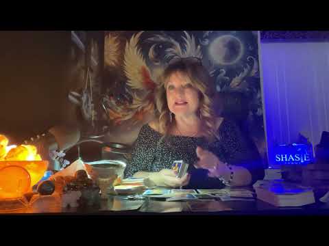 Видео: Таро Льва | КРУПНЫЙ ПЕРЕПОЛОХ, ведущий к КАРАНТИННЫМ ПЕРЕМЕНАМ! 🤯 | ОЖИДАЕМ ЧУДА! | Таро | Гороскоп