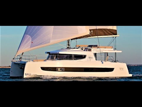 Видео: Катамаран BALI 4.6, РАЗРЫВАЯ ВСЕ ПРАВИЛА