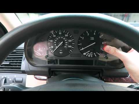 Видео: Снятие блока X5 и замена лампочек E53 BMW