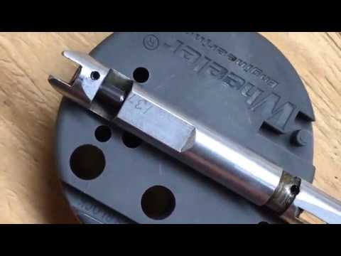 Видео: Разборка и сборка затвора Marlin 336, West Point 33 и Glenfield 30