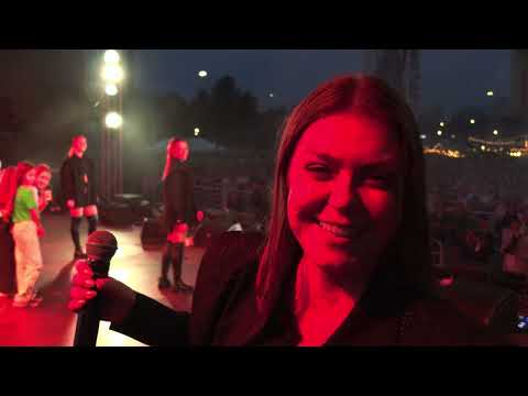 Видео: Оксана Почепа (Акула) - Позвони