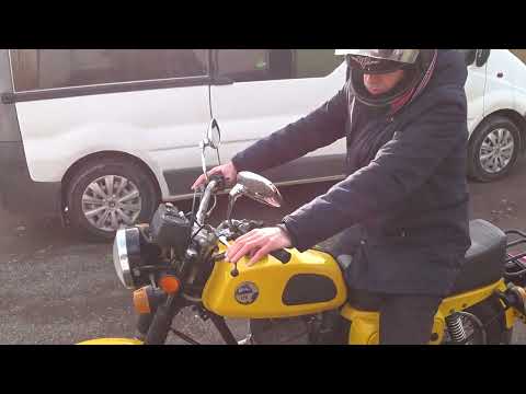 Видео: Мотоцикл Восход 3м  / Лимончик. / Маленький тест драйв .