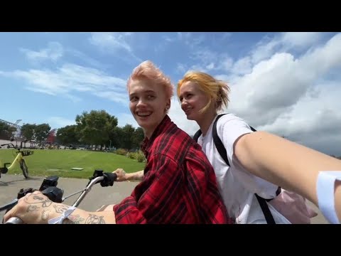 Видео: Даня Милохин / Danya Milokhin - стрим из Сочи Парка, 17.07.2022 г.