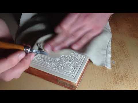 Видео: Иконная доска. Резьба по левкасу . Вязь ковчега.