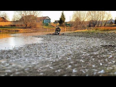 Видео: Старинное деревенское озеро обмелело, впервые за полвека. Нашел старинные монеты и многое другое.