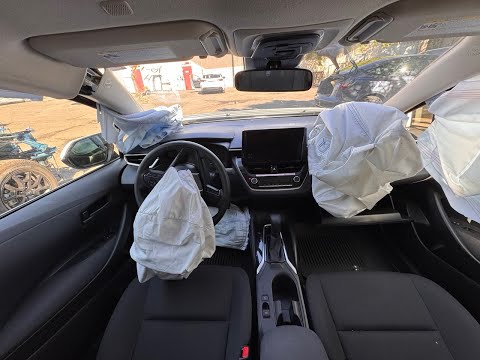 Видео: Покупка полицейских фордов.  Разбили Toyota Corolla Hybrid 2024
