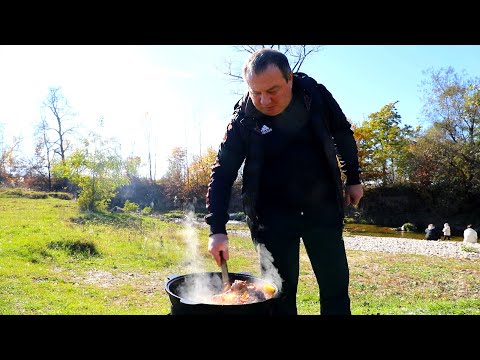 Видео: Вкуснее ЭТОГО в КАЗАНЕ не приготовить! БЛЮДО из МЯСА и ОВОЩЕЙ по-особенному!