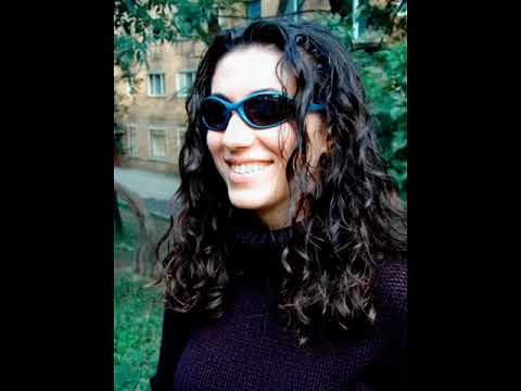 Видео: Олеся Ляшенко(экс-вокалистка Мумий Тролль)-Блюз для знакомых медуз(2000)