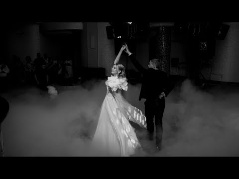 Видео: Joe Hisaishi - Howl's Moving Castle (Wedding Dance, Hochzeitstanz, Свадебный танец)