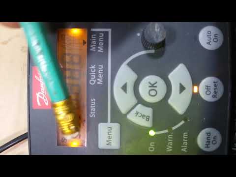 Видео: Настройка частотника Данфосс на работу вперёд/назад от тумблеров