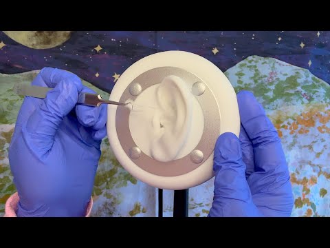 Видео: ASMR | Удаление ушной серы — много отоскопа, вытаскивание серы, ковыряние, тихая болтовня, визуал...