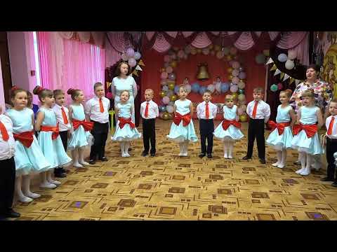 Видео: Песня: "Обнимашки"