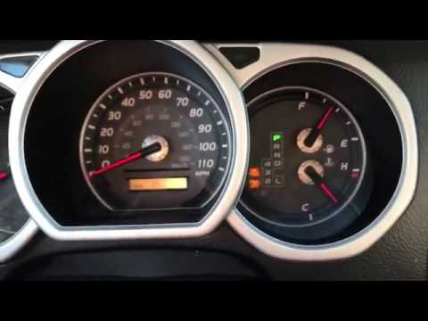 Видео: Как отключить индикатор VSC Trac/Trac Off в Toyota 4Runner