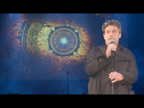 Видео: "Mon Ami" Александр Домогаров.