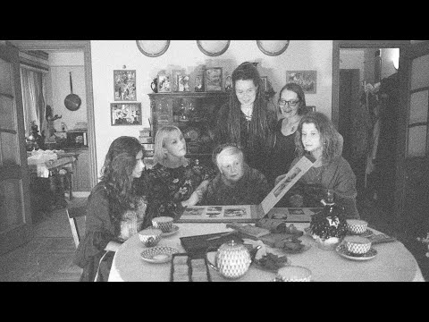 Видео: POLE – Ничто в полюшке не колышется (mood video)