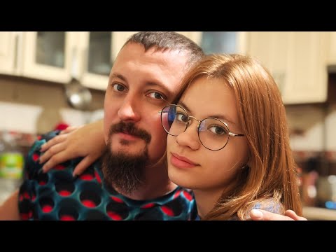 Видео: VLOG Костя приехал в отпуск. Встречаем Лену с семьёй 