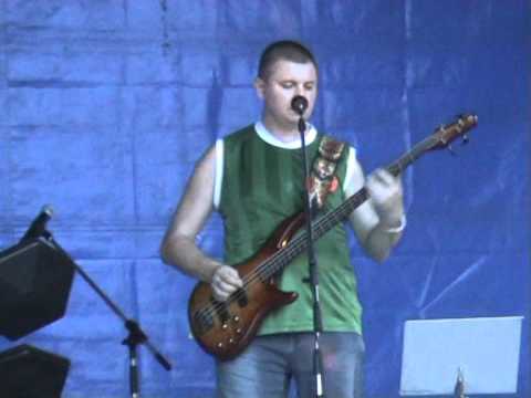 Видео: Крутится волчок (live).