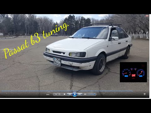 Видео: Пассат Б3 Б4 тюнинг, обвес rieger, приборка, диски R17.