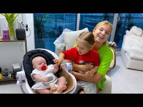 Видео: Маргарита превратилась в НЯНЮ!! Подсматриваем за Барвиной!