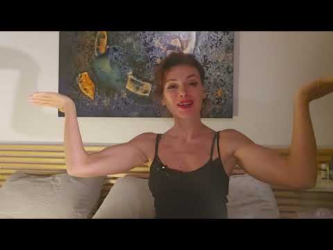 Видео: Вопросы и ответы. Жизнь, женственность, отношения, выбор карьеры, моя программа тренировок