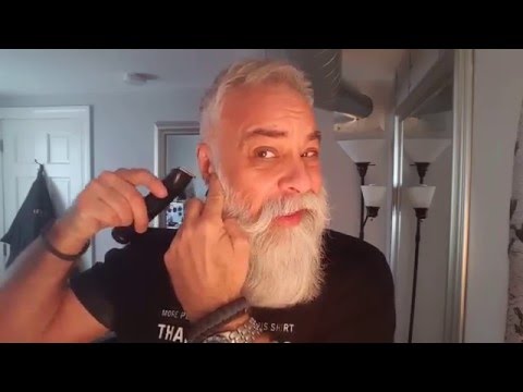 Видео: Как подстричь усы, если у вас большая борода