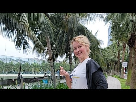 Видео: Гуляем по пляжу и общаемся | Just Chatting