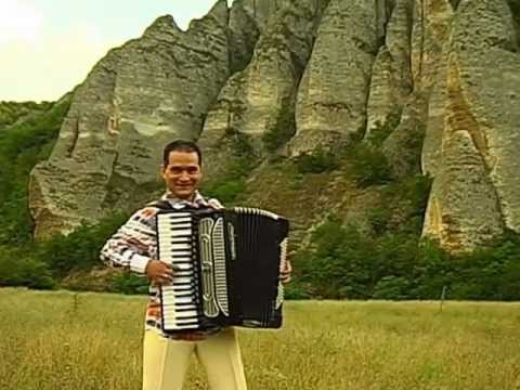 Видео: Стефан Георгиев- Искърско хоро