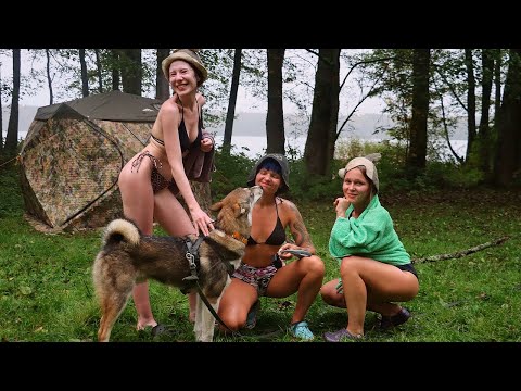 Видео: УЕХАЛИ В ЛЕС НА ОЗЕРО ночевать в палатках, ЛОВИТЬ РЫБУ, вкусно есть и париться в бане! #538