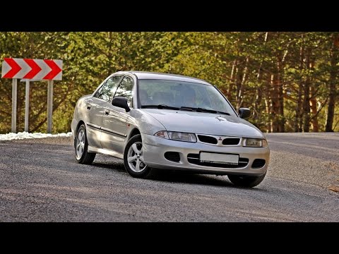 Видео: Обзор Mitsubishi Carisma I, 1997 г