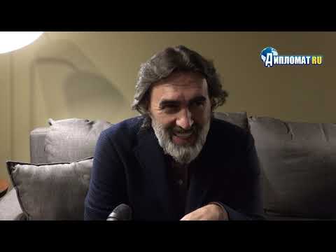 Видео: Вячеслав Бутусов - о съемках в фильме "Брат", Сергее Бодрове, Алексее Балабанове и музыке Баха