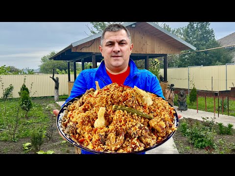 Видео: Плов в казане на костре. Как приготовить плов? Самый вкусный плов из баранины