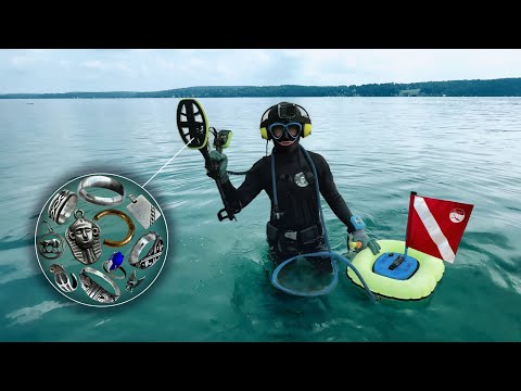 Видео: Подводный поиск с металлоискателем! Нашли много сокровищ!