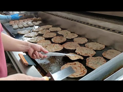 Видео: Китайские блины,китайский пирог со свининой,Блинчик с луком-тайваньская уличная еда