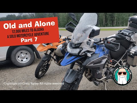 Видео: Старый и одинокий: одиночное путешествие на мотоцикле на Аляску | Часть 7
