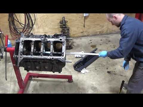 Видео: Лучшая серия видеороликов о ремонте двигателя Powerstroke 6.0, часть 1