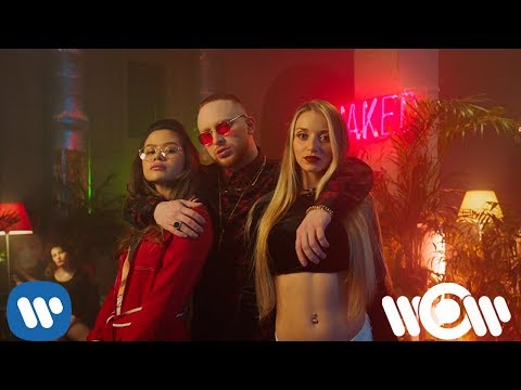 Видео: Леша Свик - #Неодета | Official Video