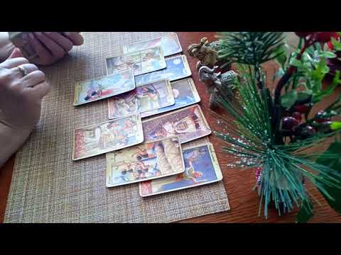 Видео: Мужчина младше Вас. Стоит ли идти в эти ОТНОШЕНИЯ? Таро онлайн | Гадание онлайн