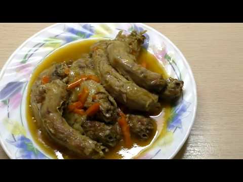 Видео: КАК ЭТО ВКУСНО! ТУШЕНЫЕ КУРИНЫЕ ШЕЙКИ//ДЁШЕВО И ВКУСНО