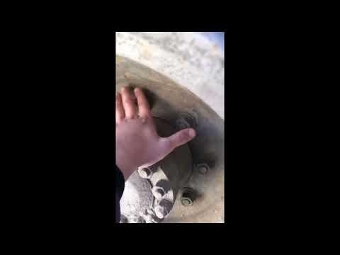 Видео: Как поставить бескамерные колеса на ЗИЛ 130 и 4331