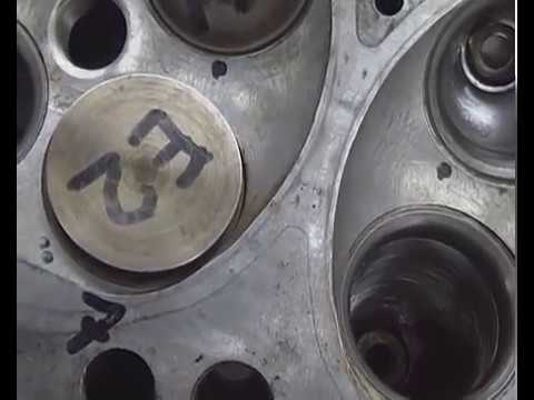 Видео: Теория ДВС: ГБЦ двигателя BMW M50B25TU