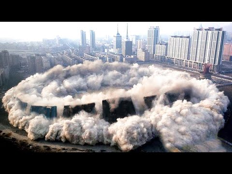 Видео: 55 Самых Масштабных Ошибок Рабочих, Снятых на Камеру
