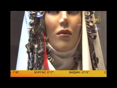 Видео: Автентични женски носии от цяла България в изложба