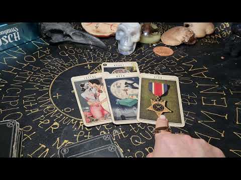 Видео: КТО ДУМАЕТ О ТЕБЕ? Таро без вариантов.