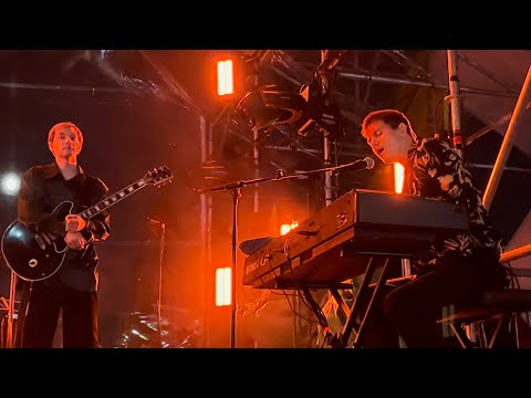 Видео: SHORTPARIS – О, как небо черно (Санкт-Петербург, «Планета К-30», 04.08.2023)