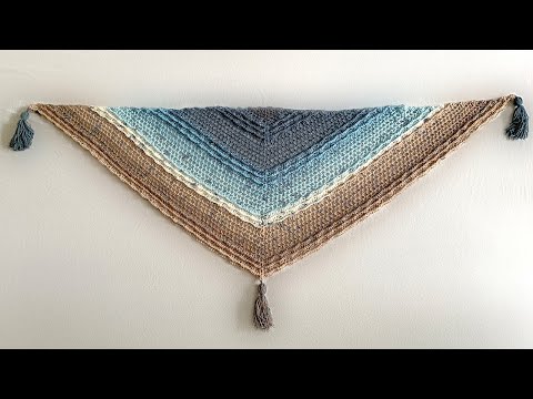 Видео: Шаль с волнистыми узорами из ракушек и пряжи «Мандала» — бесплатный узор для вязания крючком