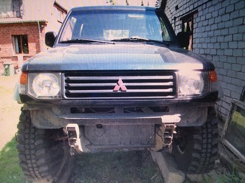 Видео: MITSUBISHI PAJERO 2 - Регулировка зазоров клапанов 4D56