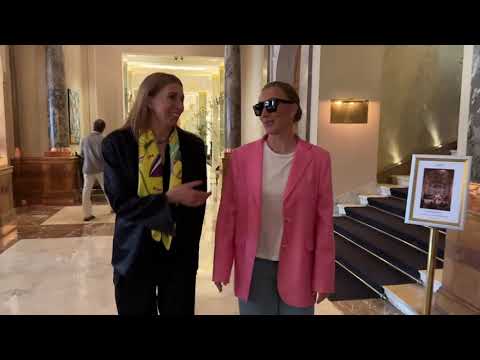 Видео: Анализирую гардероб Светланы Бондарчук. 55 лет-мини, шорты,скинни и никакого оверсайза.